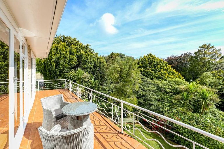 Photo of property in 17 Doralto Road, Frankleigh Park, New Plymouth, 4310