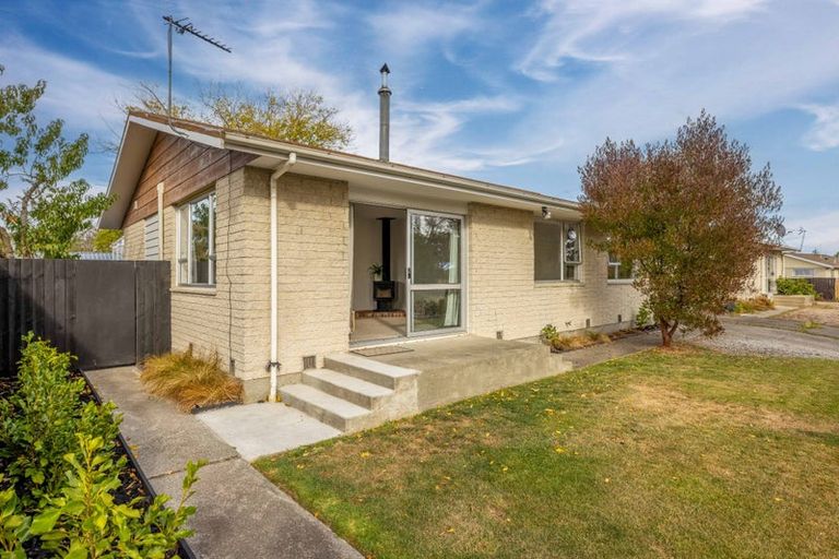 Photo of property in 2/9 Bonar Place, Woolston, Christchurch, 8062