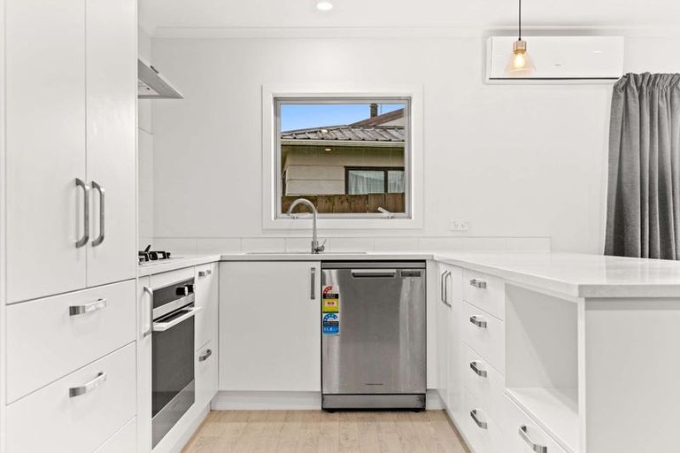 Photo of property in 1/11 Maynard Place, Temple View, Hamilton, 3218