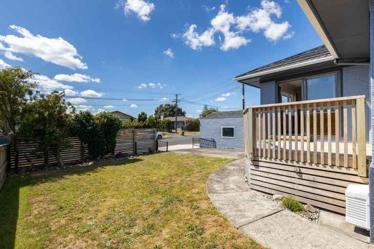 Photo of property in 110 Seaview Road, Westown, New Plymouth, 4310