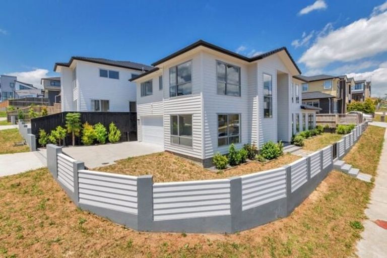 Photo of property in 97 Argento Avenue, Flat Bush, Auckland, 2019