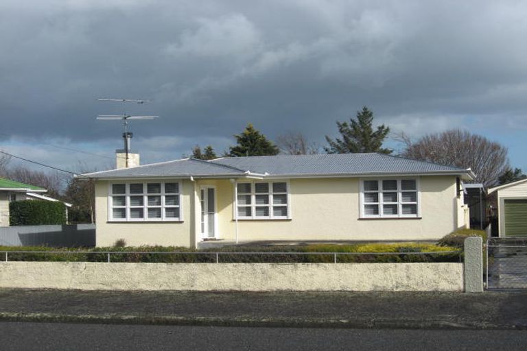 Photo of property in 39 Kent Street, Carterton, 5713