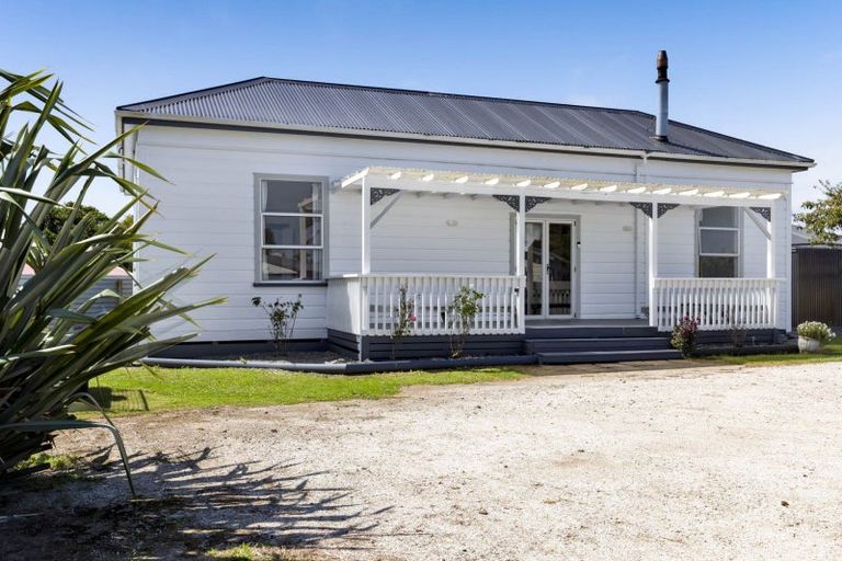 Photo of property in 176 Glover Road, Hawera, 4610