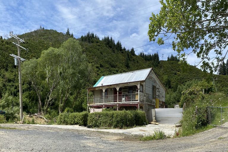 Photo of property in 205 Morris Road, Kinmont Park, Dunedin, 9076