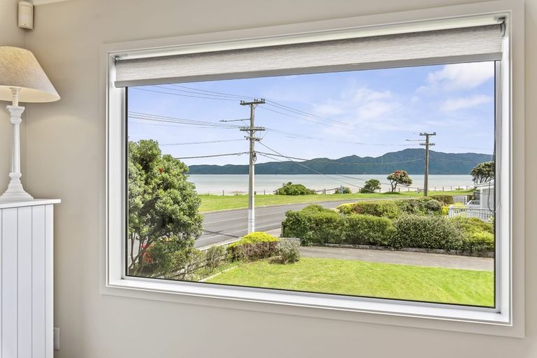 Photo of property in 58a Wharemauku Road, Raumati Beach, Paraparaumu, 5032