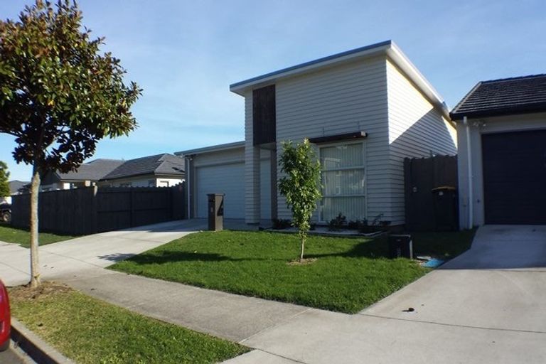Photo of property in 18 Popokatea Drive, Takanini, 2112