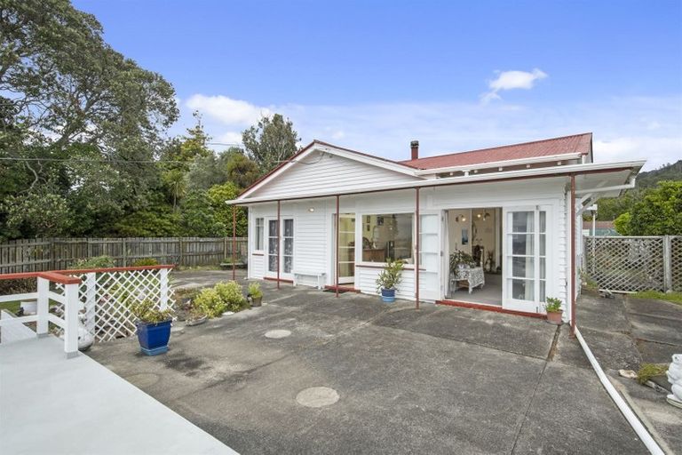Photo of property in 31 Heale Street, Matata, Whakatane, 3194