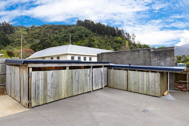 Photo of property in 55 Main Rd Havelock, Havelock, 7100