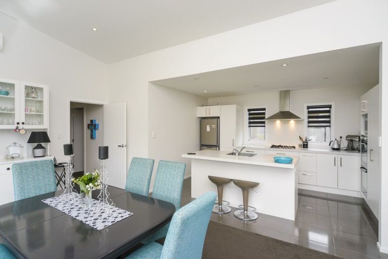 Photo of property in 3 Levi Place, Kelvin Grove, Palmerston North, 4414