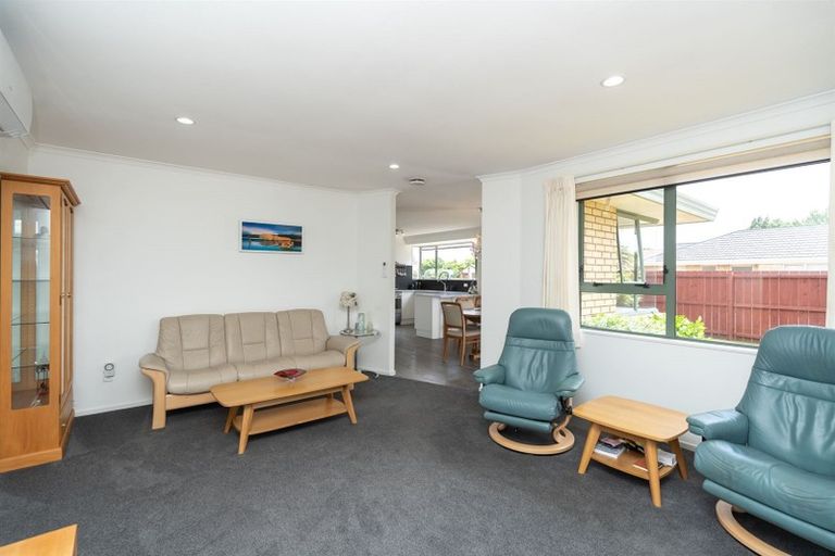 Photo of property in 15 Shannon Place, Nawton, Hamilton, 3200