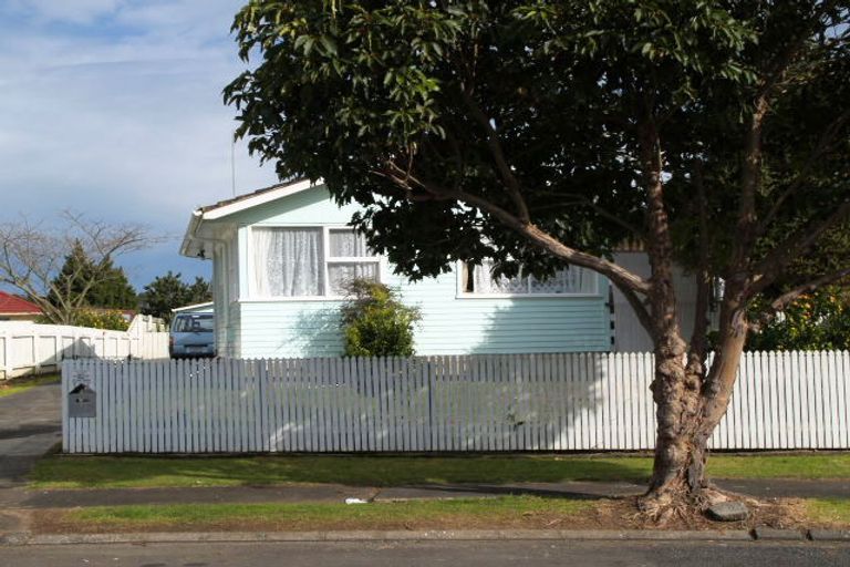 Photo of property in 23 Ben Lora Place, Mangere East, Auckland, 2024