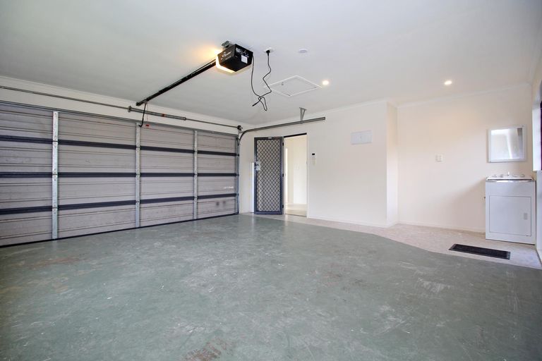 Photo of property in 124 Dominion Road, Papakura, 2110