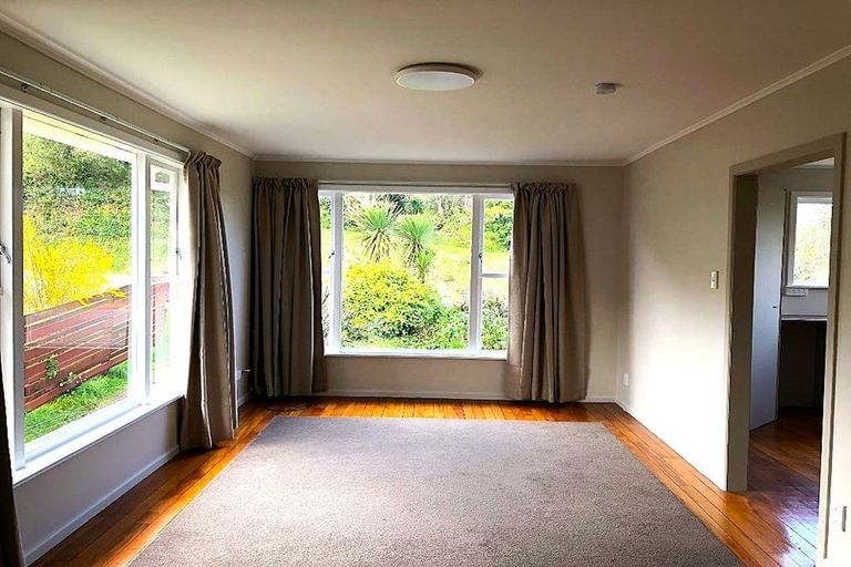 Photo of property in 63 Ohariu Road, Johnsonville, Wellington, 6037