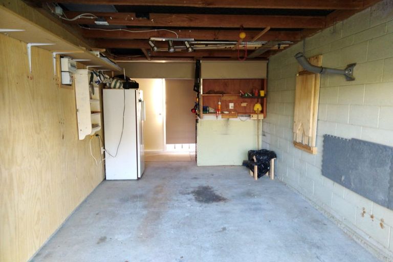 Photo of property in 2 Leybourne Avenue, Waikanae, 5036