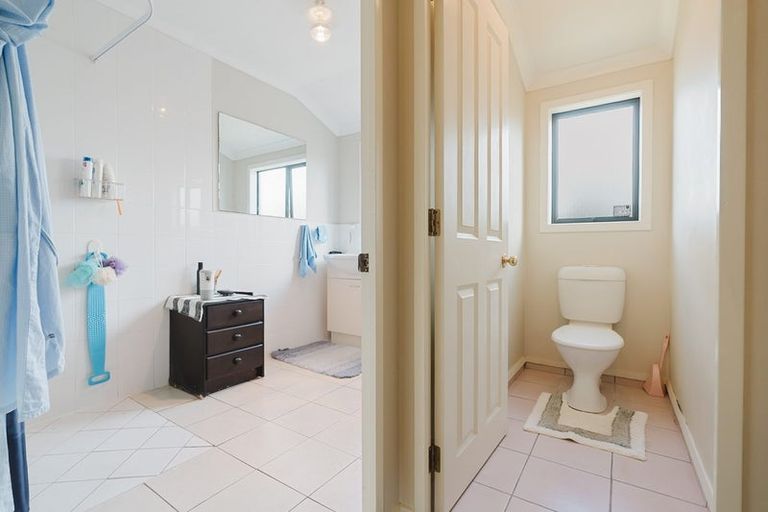 Photo of property in 25 Catalina Drive, Melville, Hamilton, 3206