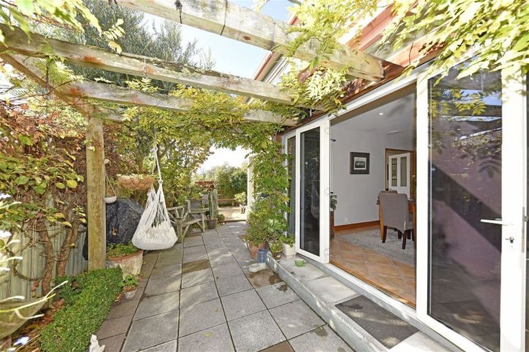 Photo of property in 70 Saint James Avenue, Papanui, Christchurch, 8053