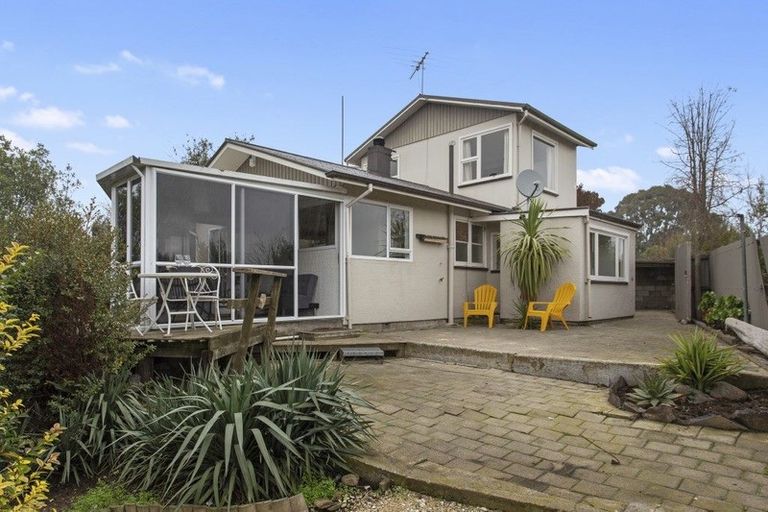 Photo of property in 50 Queens Avenue, Waikuku Beach, 7402