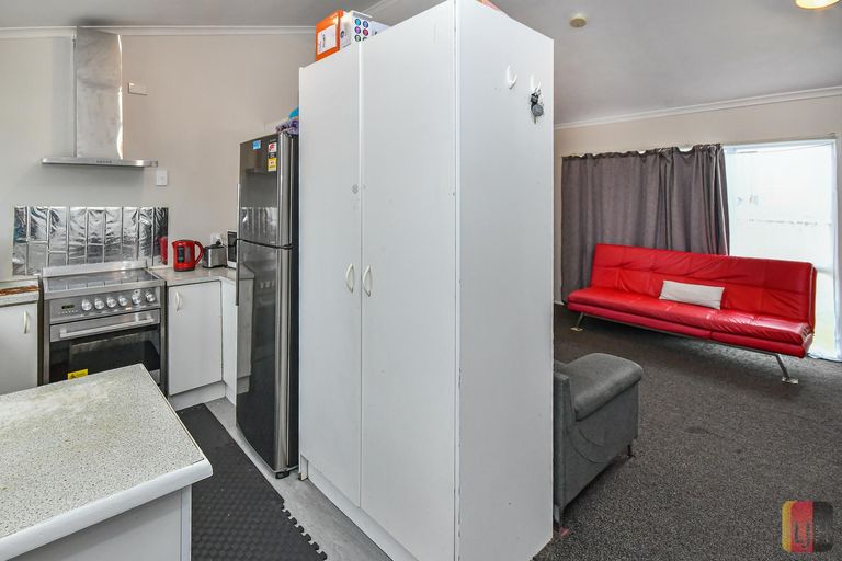 Photo of property in 1/20 Solveig Place, Randwick Park, Auckland, 2105