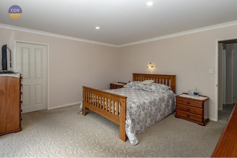 Photo of property in 5 Pinotage Drive, Greenmeadows, Napier, 4112