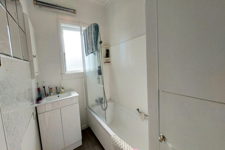 Photo of property in 24 Stratford Place, Otumoetai, Tauranga, 3110