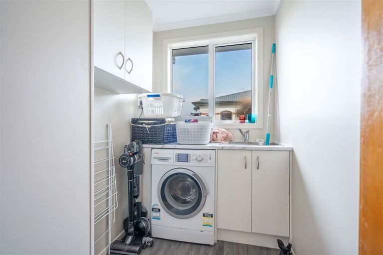 Photo of property in 1 Crombie Street, Gore, 9710