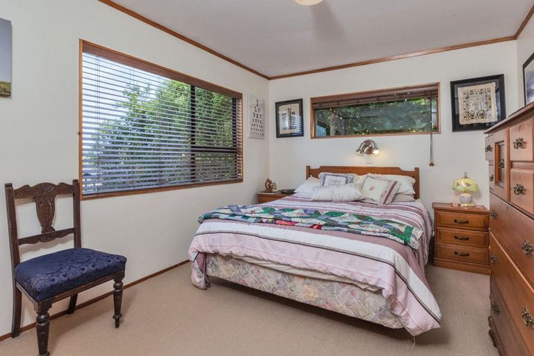 Photo of property in 2/99 Glamorgan Drive, Torbay, Auckland, 0630