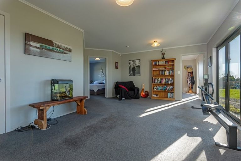 Photo of property in 254 Kaihinau Road, Shannon, Palmerston North, 4474