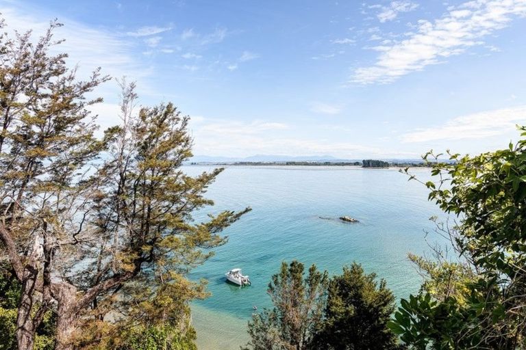 Photo of property in 26 Anarewa Crescent, Kaiteriteri, Motueka, 7197