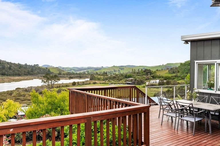 Photo of property in 135 Rangituia Street, Whangamata, 3691