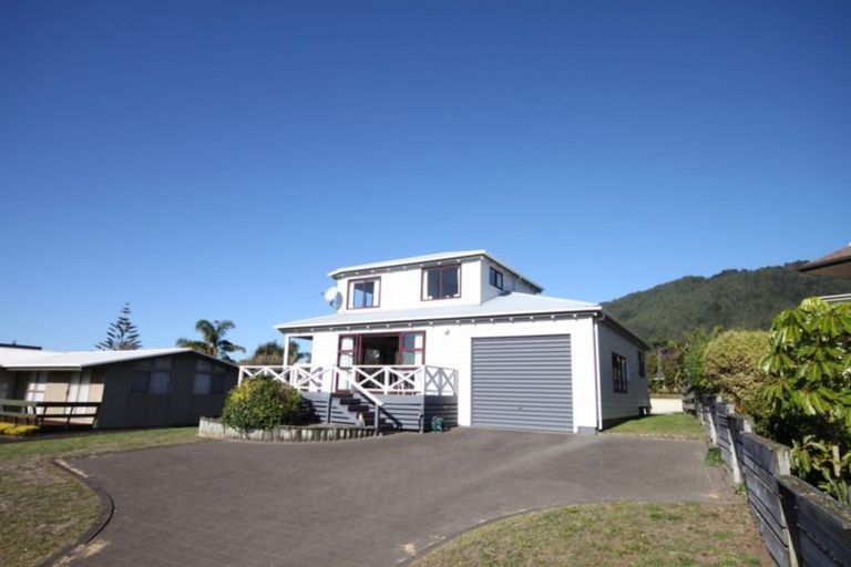 Photo of property in 15 Jubilee Drive, Pauanui, Hikuai, 3579