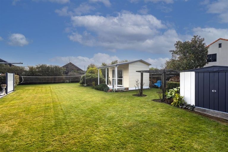 Photo of property in 12 Fairview Briars, Rangiora, 7400