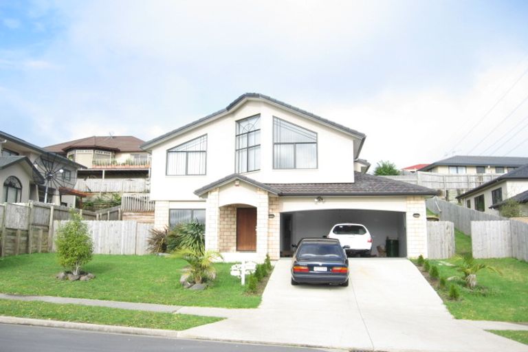 Photo of property in 37 Mt Lebanon Crescent, The Gardens, Auckland, 2105