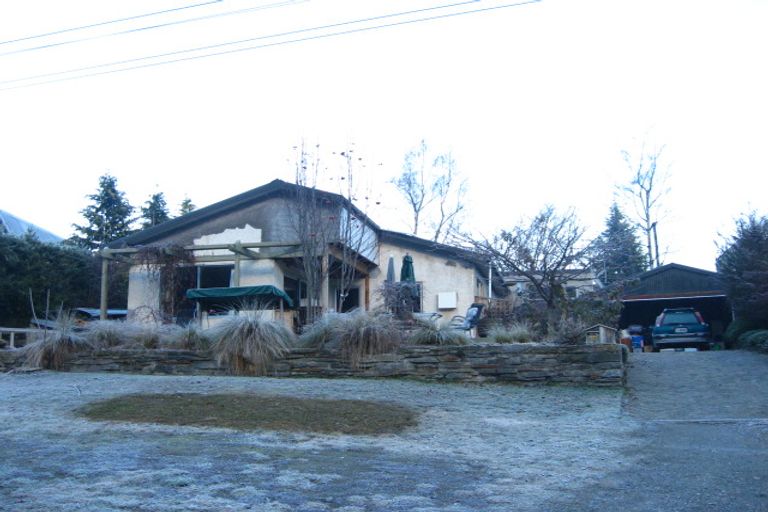 Photo of property in 6 Norfolk Street, Arrowtown, 9302