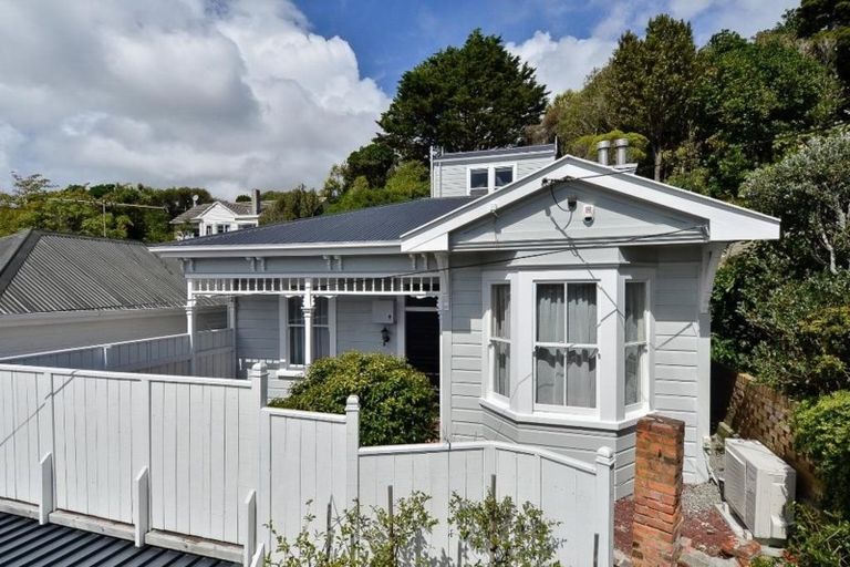 Photo of property in 105 Karori Road, Karori, Wellington, 6012