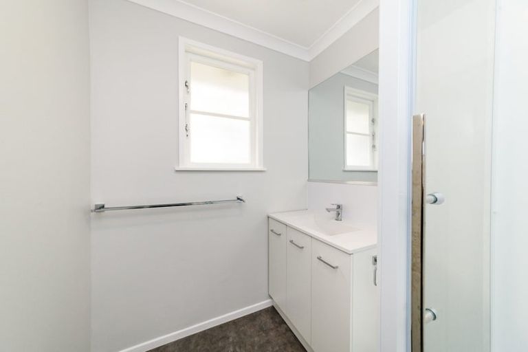 Photo of property in 46 Leicester Street, Terrace End, Palmerston North, 4410