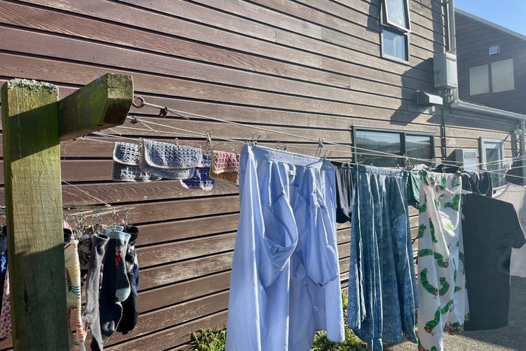 Photo of property in 13b Tama Street, Alicetown, Lower Hutt, 5010