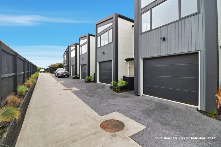 Photo of property in 4/7 Tapu Road, Huapai, Kumeu, 0810