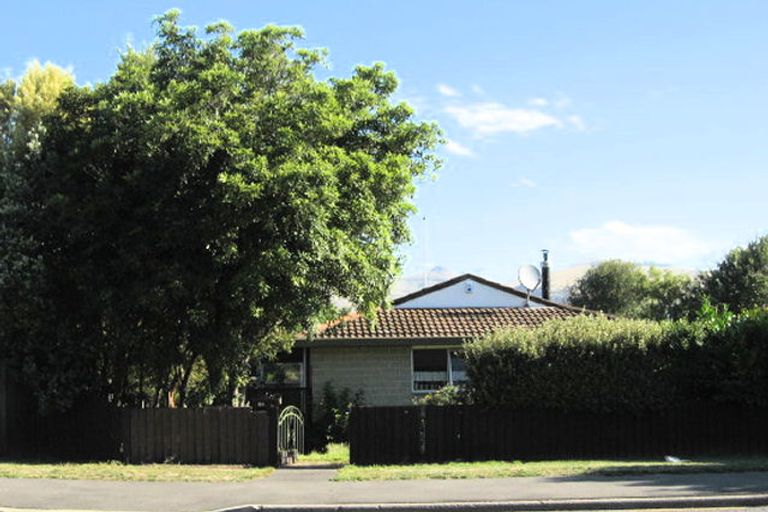 Photo of property in 24 Bromley Road, Bromley, Christchurch, 8062