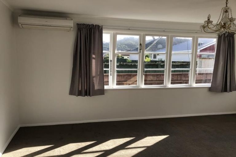 Photo of property in 3 Cottle Street, Avalon, Lower Hutt, 5011