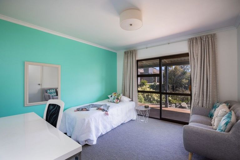 Photo of property in 12 Ash Place, Whalers Gate, New Plymouth, 4310