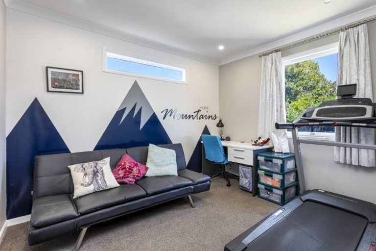 Photo of property in 1/176 Birkdale Road, Birkdale, Auckland, 0626