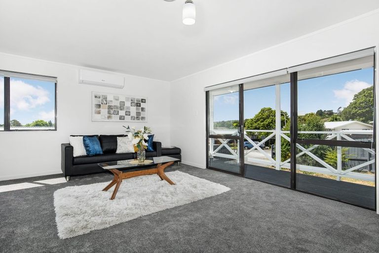 Photo of property in 4 Inca Place, Red Hill, Papakura, 2110