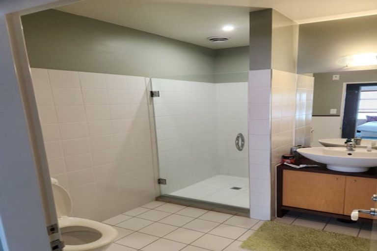 Photo of property in Galleria Apartments, 17/77 Tory Street, Te Aro, Wellington, 6011