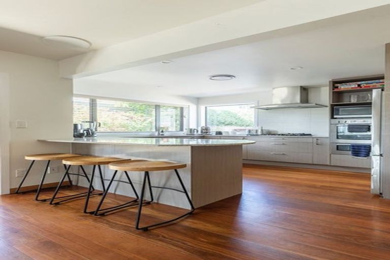 Photo of property in 39b Braithwaite Street, Karori, Wellington, 6012