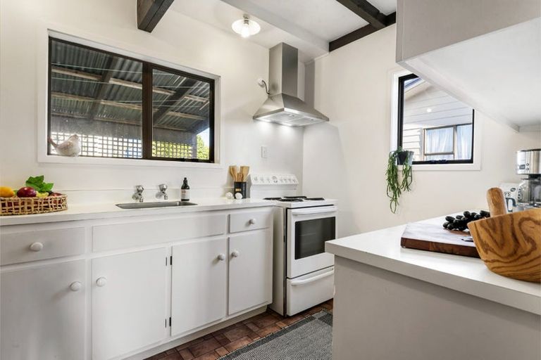 Photo of property in 2/87 Manuka Road, Bayview, Auckland, 0629