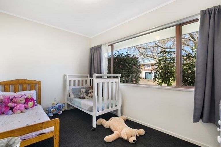 Photo of property in 1/20 Ashdown Place, Pahurehure, Papakura, 2113