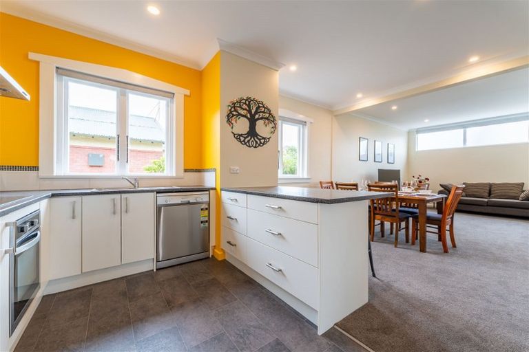 Photo of property in 266 Church Street, West End, Timaru, 7910