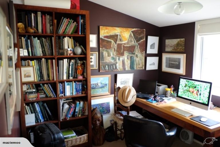 Photo of property in 287 Marine Parade, Napier South, Napier, 4110