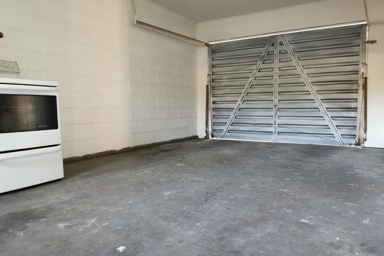 Photo of property in 1/387 Withells Road, Avonhead, Christchurch, 8042