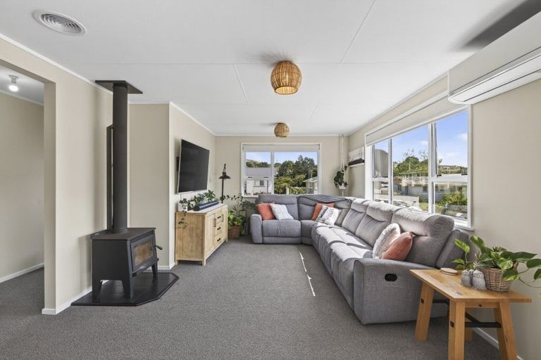 Photo of property in 19 Grenville Street, Marfell, New Plymouth, 4310